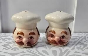 Vintage Chef Head Salt Pepper Shakers Ceramic Pair Cream Brown Kitchen Decor Set